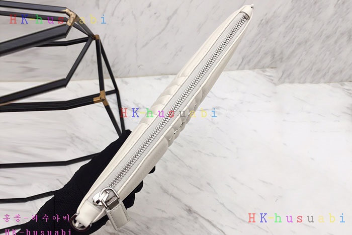 �ڹ̷��ޡ� ����� �Ż� Ŭ��ġ P 2NG005