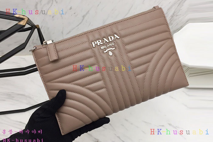 �ڹ̷��ޡ� ����� �Ż� Ŭ��ġ P 2NG005-3