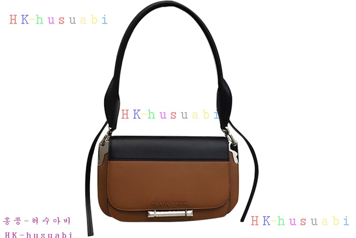 �ڹ̷��ޡ� ����� �ú��� ���� ����� P 1BD165-8