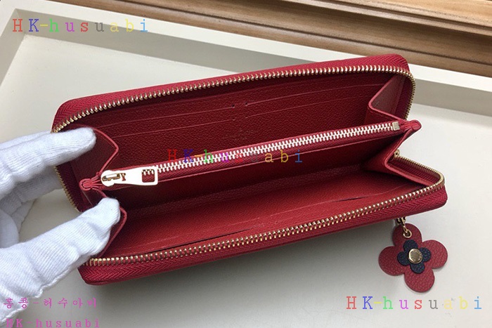 �ڹ̷��ޡ� ���̺��� Ŭ������ ������ M63920