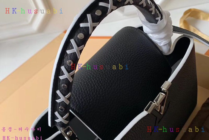 �ڹ̷��ޡڷ��̺��� īǶ�� PM M52389