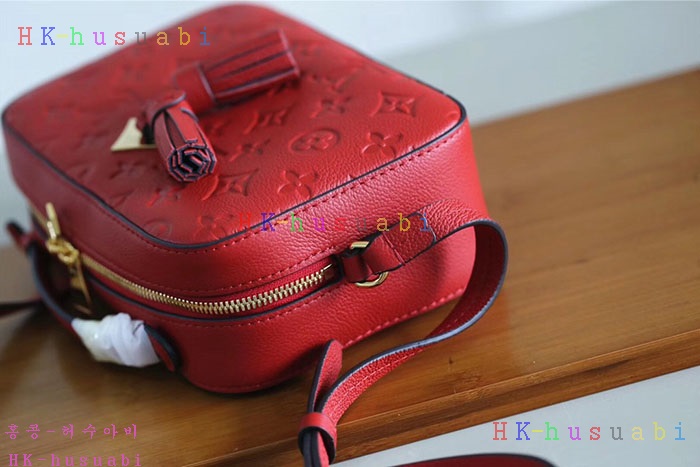 �ڹ̷��ޡڷ��̺��� ������ M44606