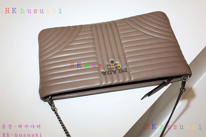 �ڹ̷��ޡ� ����� ���̾�׷� ü�� Ŭ��ġ P 1BF087-2