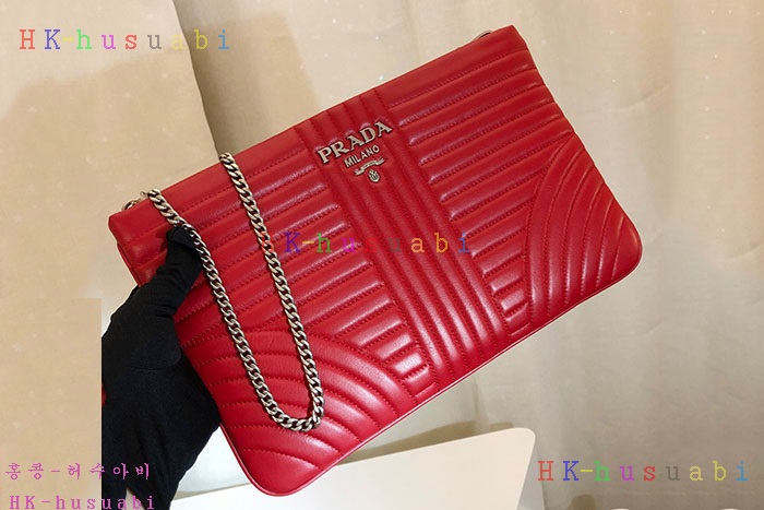 �ڹ̷��ޡ� ����� ���̾�׷� ü�� Ŭ��ġ P 1BF087-4