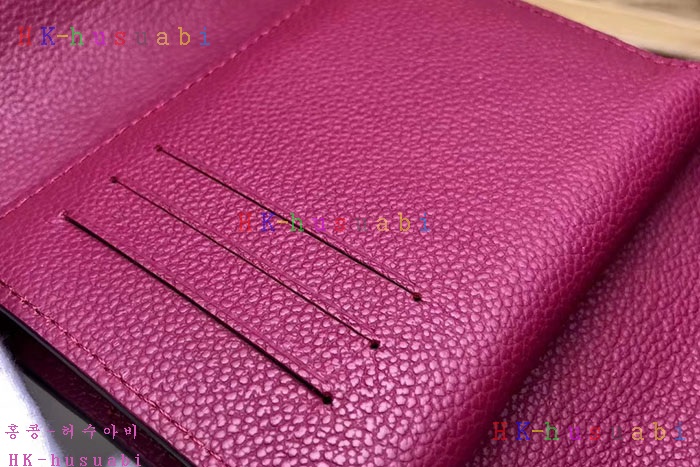 �ڹ̷��ޡ� ���̺��� �Ƹ��� ���� M64148-2