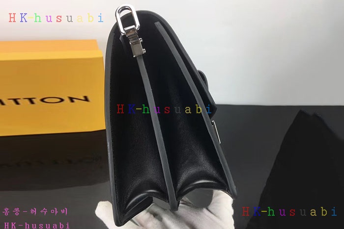 �ڹ̷��ޡ� ���̺��� ���� M52231