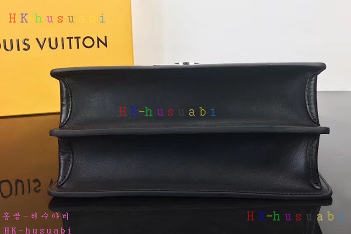 �ڹ̷��ޡ� ���̺��� ���� M52231