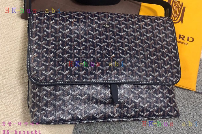 �ڹ̷��ޡ� ���ߵ� ī��Ƽ�� �޽����� GY637710-4