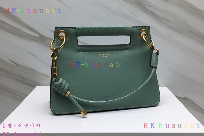 �ڹ̷��ޡ�2019SS ����� �� ��  GV 251112