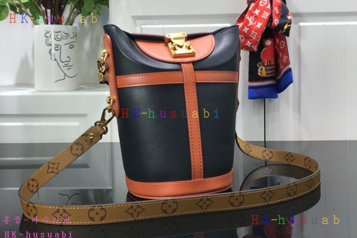 �ڹ̷��ޡ� ���̺��� ������ M53842