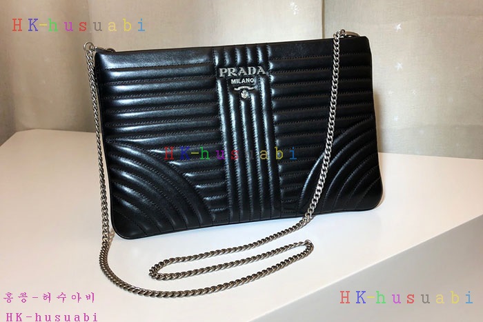 �ڹ̷��ޡ� ����� ���̾�׷� ü�� Ŭ��ġ P 1BF087