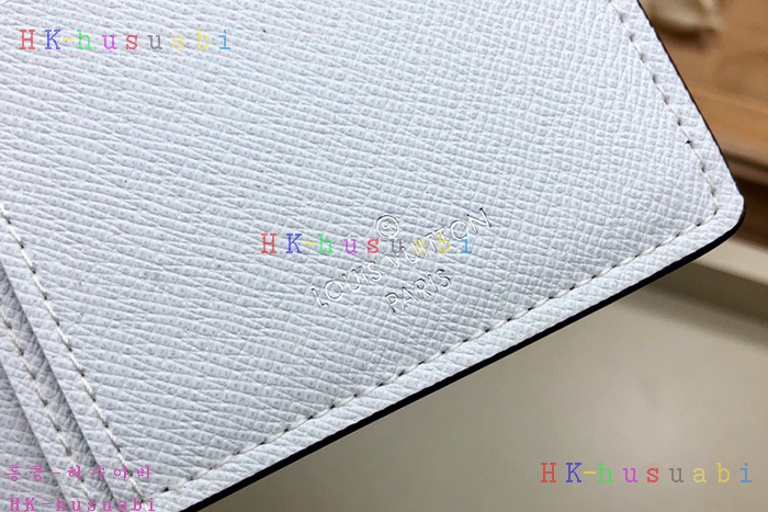 �ڹ̷��ޡ� ���̺��� ���¥ ���� M30298