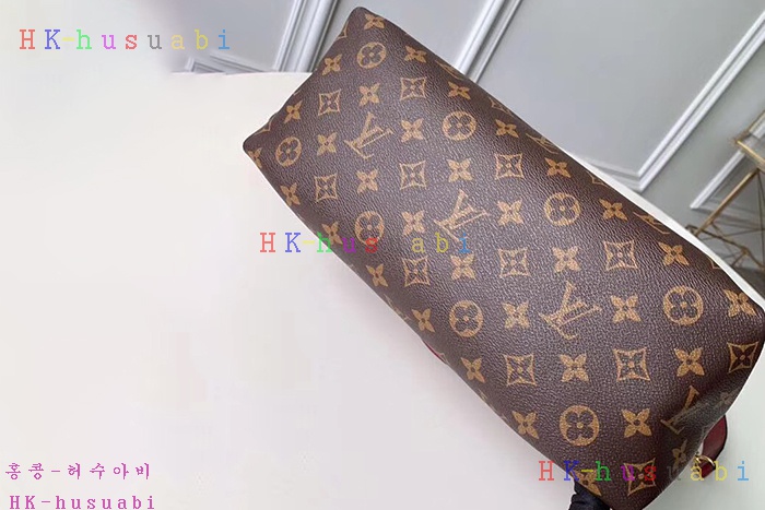 �ڹ̷��ޡ� ���̺��� �ö�� ��Ʈ�� M44348