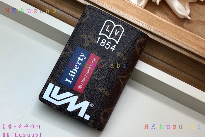 �ڹ̷��ޡ� ���̺���  ���� M67818