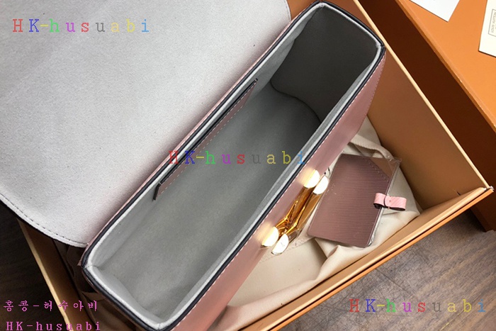 �ڹ̷��ޡ� ���̺��� Ʈ����Ʈ  M53851