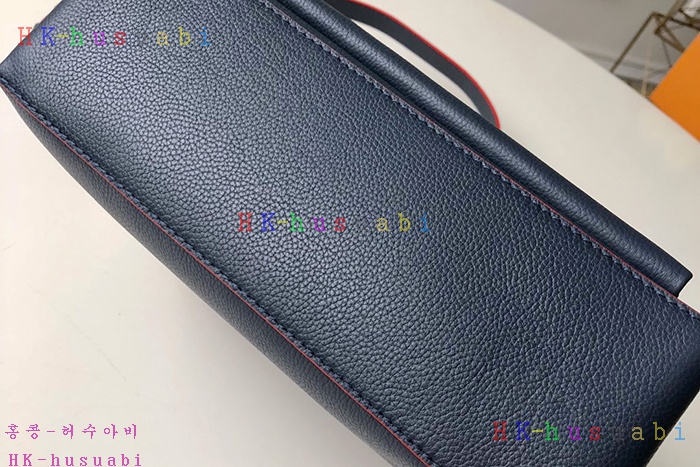 �ڹ̷��ޡ� ���̺��� ���̶���  M53197