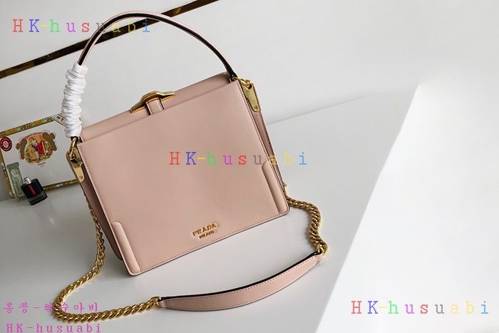 �ڹ̷��ޡ� ����� �� ��Ʈ�� P 1BN004-4