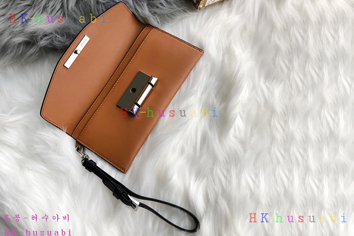 �ڹ̷��ޡ� ����� �ú��� ���� Ŭ��ġ P 1DF004-2