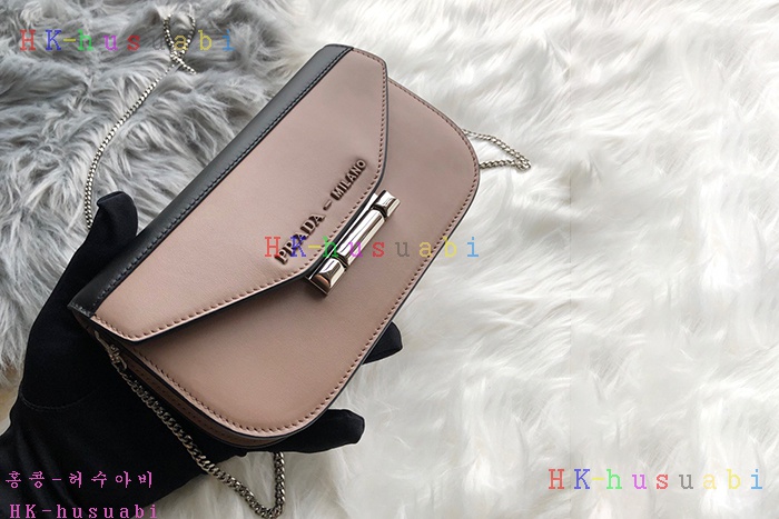 �ڹ̷��ޡ� ����� �ú��� ���� �̴Ϲ� P 1DH011-4