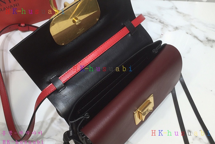 �ڹ̷��ޡ� �߷�Ƽ�� �긵 ũ�ν��ٵ�� V 74413