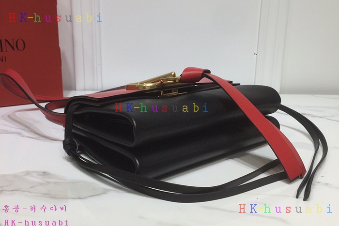 �ڹ̷��ޡ� �߷�Ƽ�� �긵 ũ�ν��ٵ�� V 74413