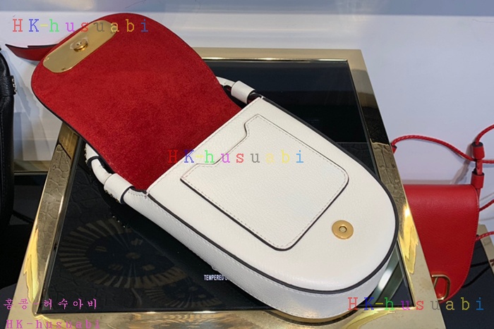 �ڹ̷��ޡ� �߷�Ƽ�� �긵 ũ�ν��� V 009211