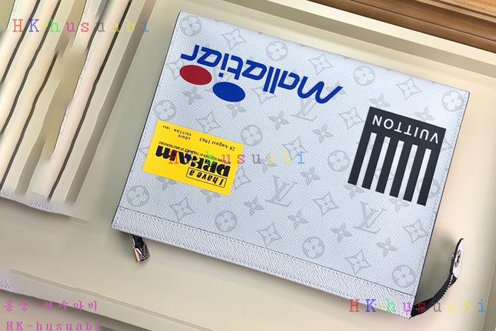 NEW ���̺��� ����Ʈ ������  M61692-2