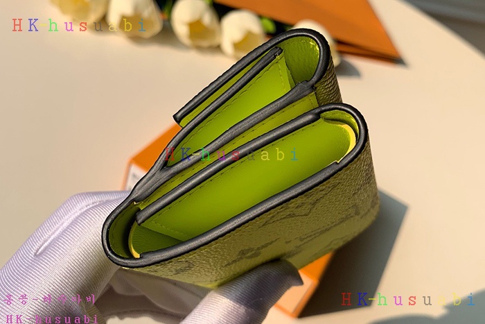 �ڹ̷��ޡ� ���̺��� ��Ŀ���� ����Ʈ ���� M67629