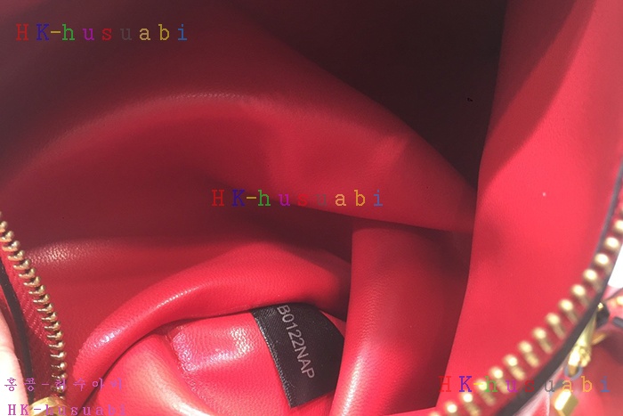 �ڹ̷��ޡ� �߷�Ƽ�� V�ΰ� �̽������� ���ι� V 665200