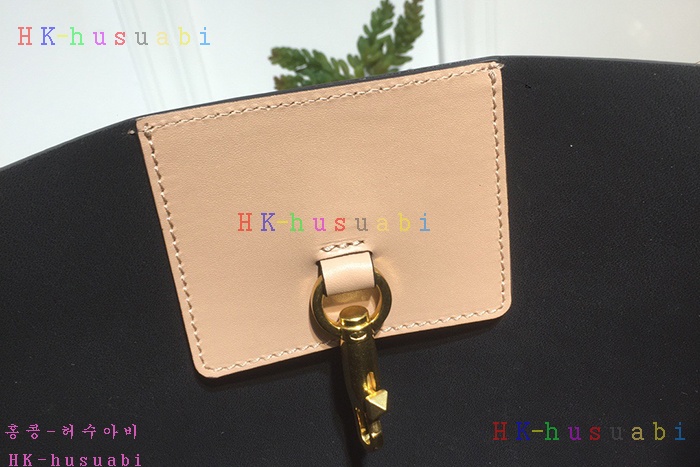 �ڹ̷��ޡ� �߷�Ƽ�� V�ΰ� �̽������� ���ι� V 665200-2 (2�÷�)