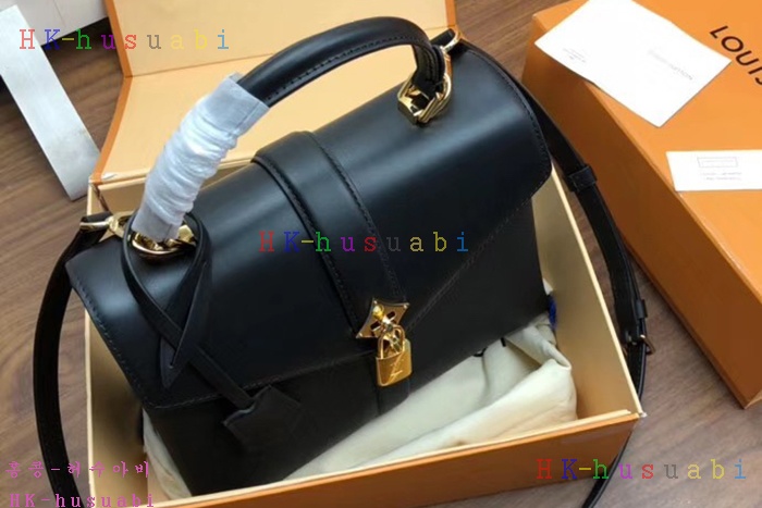 �ڹ̷��ޡ� ���̺��� ���� �� �� M53821