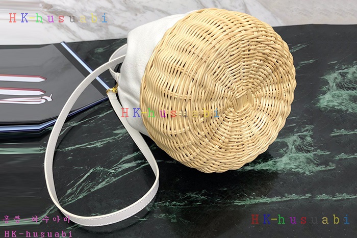 �ڹ̷��ޡ� ����� ��Ŀ �� ĵ���� ��� �� P 1BH115