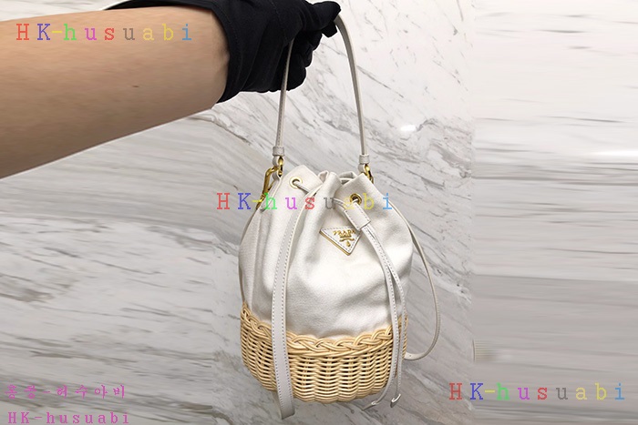 �ڹ̷��ޡ� ����� ��Ŀ �� ĵ���� ��� �� P 1BH115