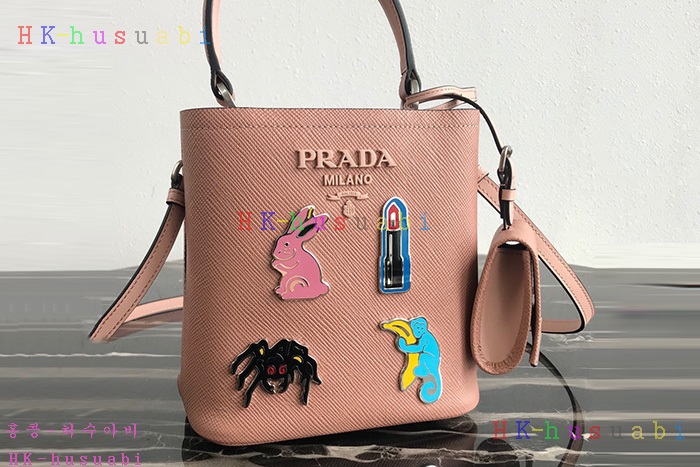 �ڹ̷��ޡ� ����� �κ��� ���� ���ǾƳ� �� P 1BA217��2�÷�)