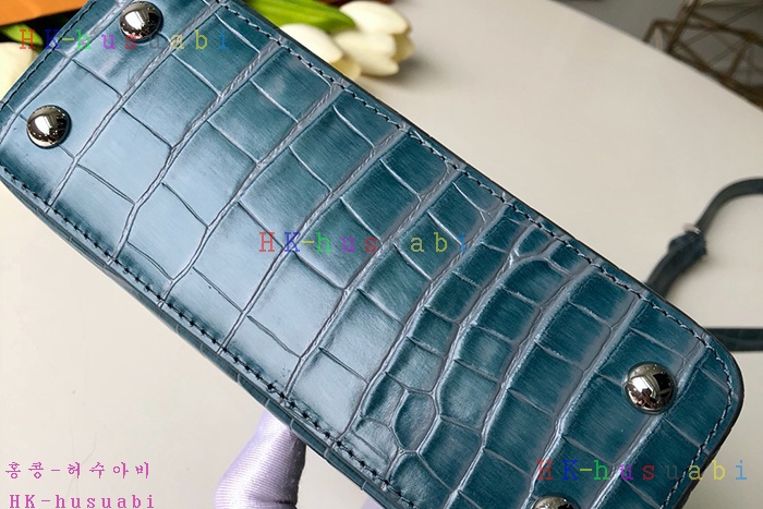 �ڹ̷��ޡ� ���̺��� īǶ�� BB N93274