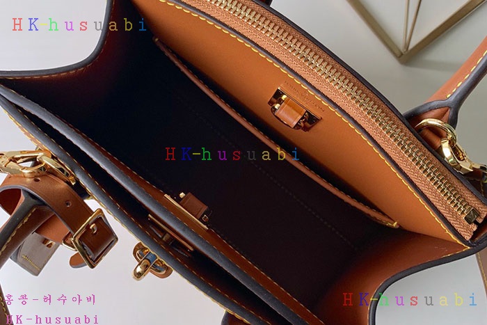 �ڹ̷��ޡ� ���̺��� ��Ƽ ��Ƽ�� ��Ʈ�� M55099