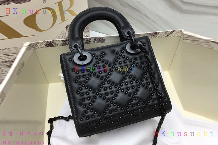 �ڹ̷��ޡ� ��� ���̵�� DR 18822-5