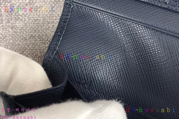 �ڹ̷��ޡ� ����� ���ǾƳ� ������  P 2MV836-8