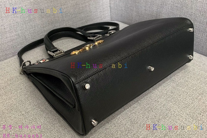 �ڹ̷��ޡ� ���� �ֹ� ž�ڵ�� GU 564714