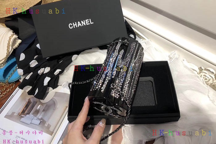 �ڹ̷��ޡ� ���� Ŭ��ġ�� AS2222