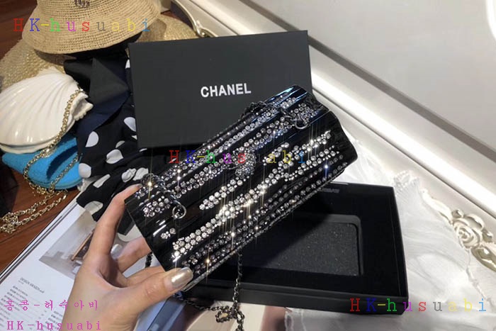 �ڹ̷��ޡ� ���� Ŭ��ġ�� AS2222