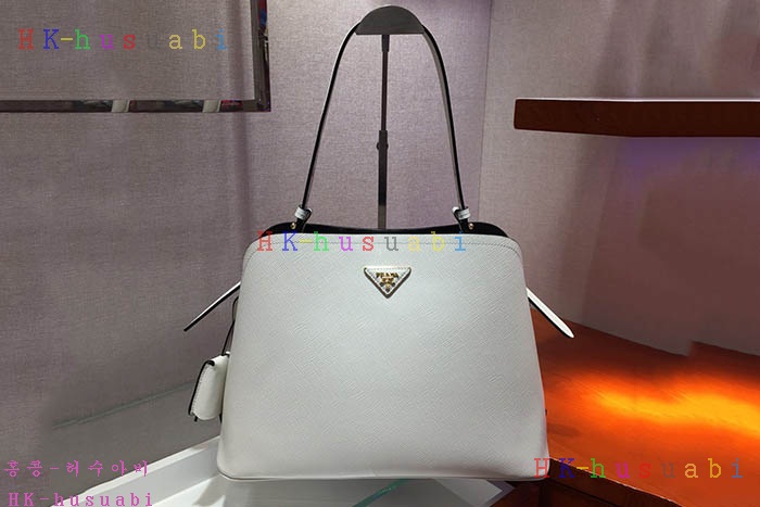 �ڹ̷��ޡ� ����� ���ҳ��� �ڵ�� P 1BA249-7