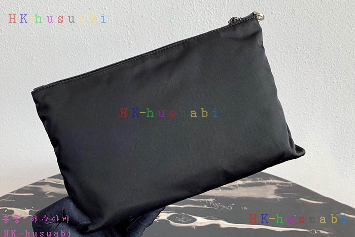 �ڹ̷��ޡ� ����� ���ľƳ� Ŭ��ġ�� P 2NH07D