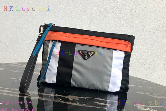 �ڹ̷��ޡ� ����� ���ľƳ� Ŭ��ġ�� P 2NH07R