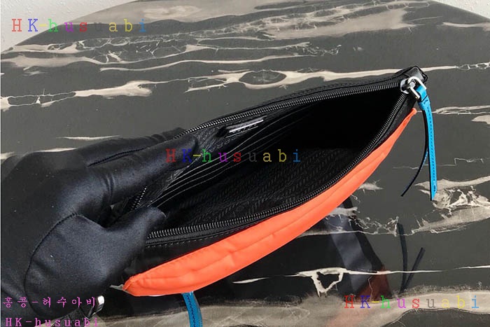 �ڹ̷��ޡ� ����� ���ľƳ� Ŭ��ġ�� P 2NH07R