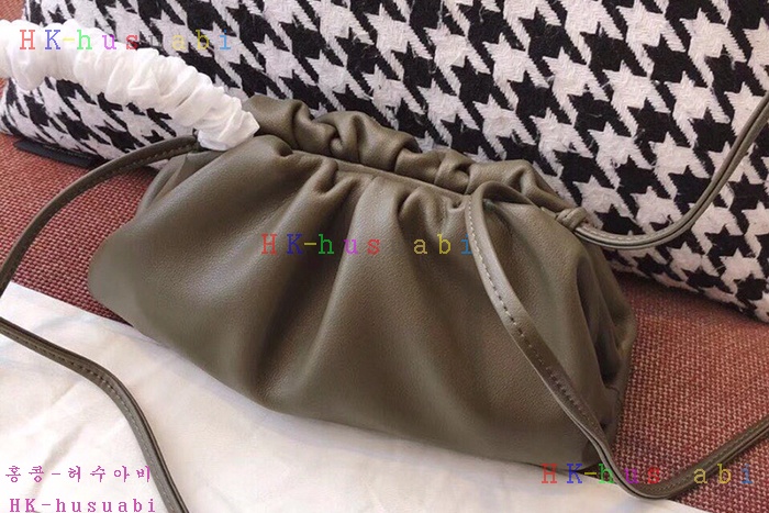 �ڹ̷��ޡ� ���װ�����Ÿ  ���� ī�� �Ŀ�ġ  BV 585852-2