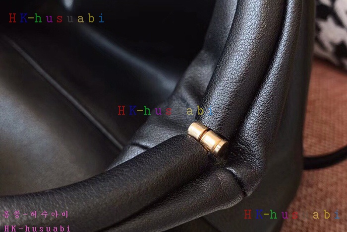 �ڹ̷��ޡ� ���װ�����Ÿ ���� ī�� �Ŀ�ġ  BV 585852-4