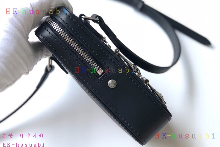 �ڹ̷��ޡڷ��̺��� �ٴ��� �޽��� M53975