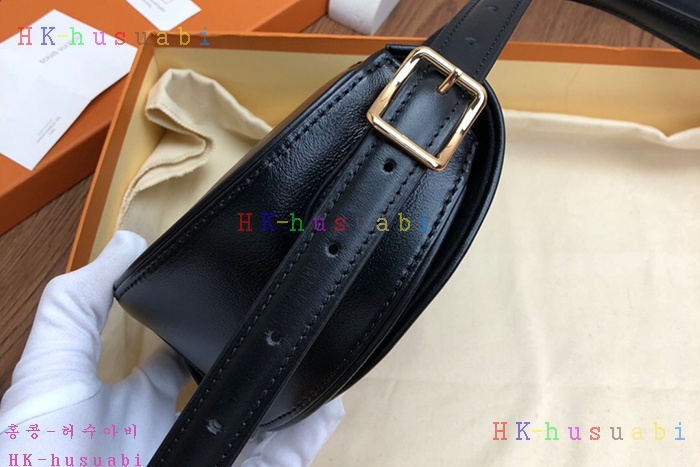 �ڹ̷��ޡڷ��̺��� �ƹ��� M55505