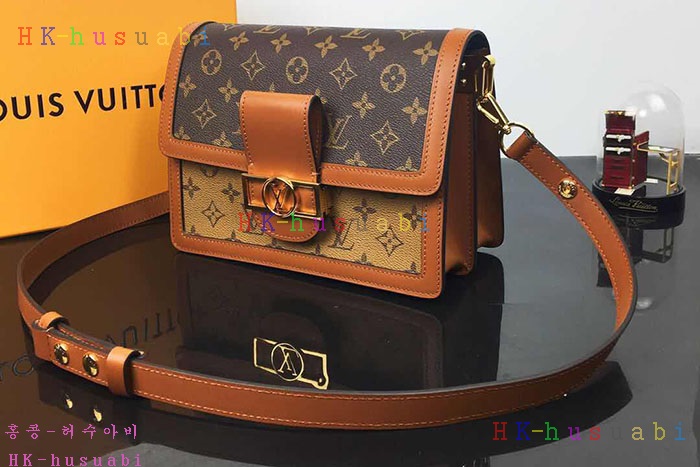 �ڹ̷��ޡ� 2019SS ���̺��� ���� LV M44391-5